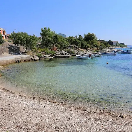 아파트 By The Sea - 19367 *