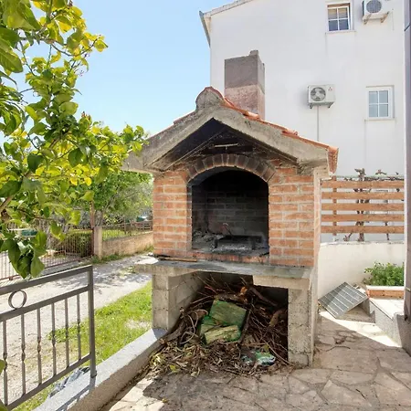 By The Sea - 19367 Daire *