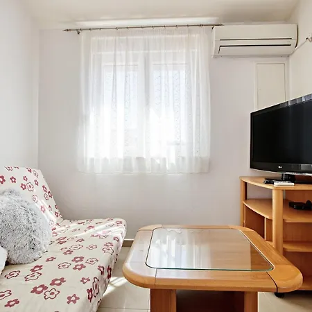 By The Sea - 19367 Apartament