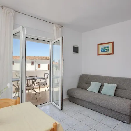 Apartman By The Sea - 19367 *