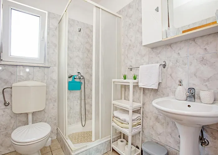 By The Sea - 19367 Daire *