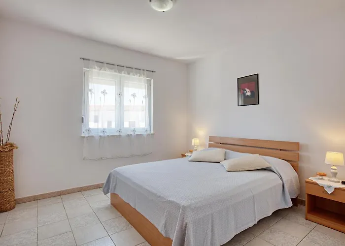 By The Sea - 19367 Daire *