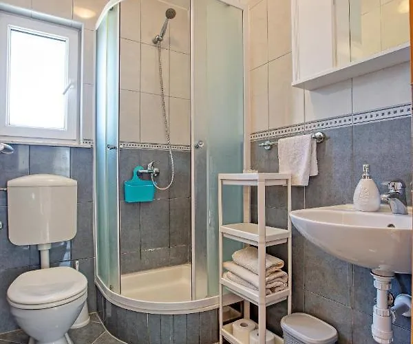 Daire By The Sea - 19367 *